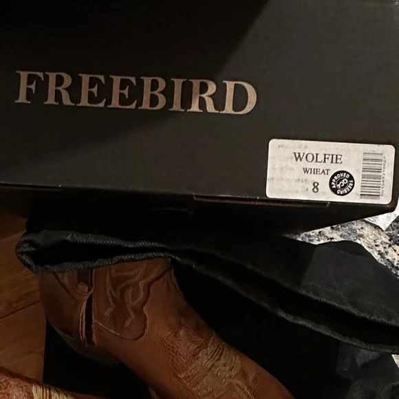Freebird Wolfie Western Boots - Picture 4 of 5